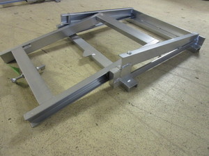 lot 877 image: SLIDEMASTER TIP DOWN 23 x 24 CARGO SLIDE
