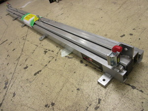 lot 888 image: SLIDEMASTER 9 12 x 94 CARGO SLIDE