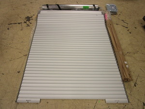 lot 906 image: ROM ROLL-UP SHUTTER