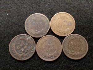 lot 133 image: (5) Indian Head Cents...