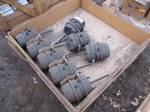 8- SPRING BRAKE CHAMBERS