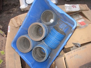 WHEEL SEALS  WHEEL CAPS