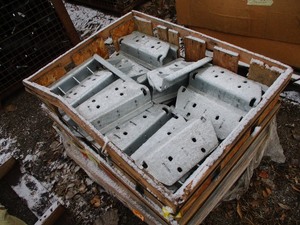GALVANIZED SIDE PLATE HANGER ASSY
