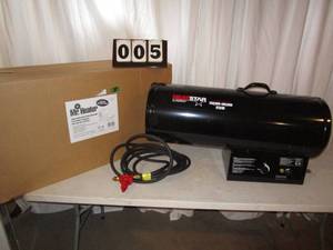 lot 5 image: Heatstar 250,000 - 400,000 BTU Propane Heater