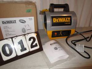 lot 12 image: DeWalt 1.5 KW Electric Heater