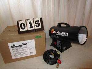 lot 15 image: Mr. Heater 75,000 - 125,000 BTU Portable Forced Air Heater