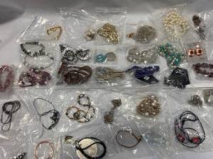 lot 47 image: Lot of 35 Pieces of Jewelry Individually Bagged