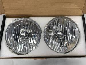 lot 57 image: Jeep Wrangler 7 Headlights