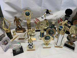 lot 59 image: Lot of 22 Trophies