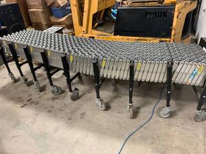 lot 77 image: Best Flex 200 Expandable Skate Wheel Conveyor
