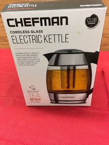 Chefman Electric Kettle, Retail $29.99