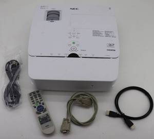 lot 2 image: NEC PE401H HDMI Projector