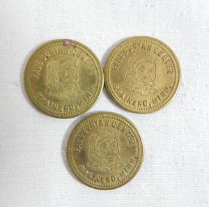 lot 104 image: Set of Vintage Paul Bunyan Center Good Luck Tokens