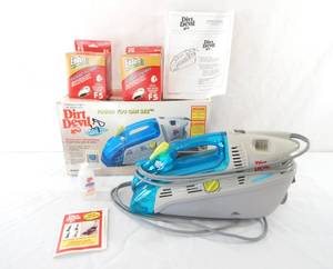 lot 152 image: Dirt Devil Spot Scrubber Model SE2800