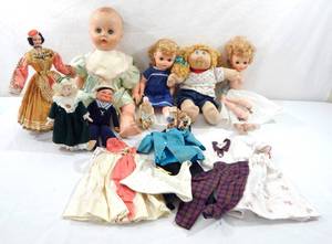lot 192 image: Lot of Vintage Dolls and Doll Clothes