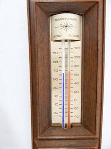 lot 60 image: Vintage Springfield Indoor Outdoor Temperature and Humidity Gauge