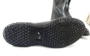 lot 61 image: Pair of New Vintage Lacrosse Mens Fulton General Rubber Zip Overshoes