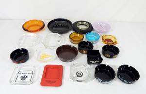 lot 126 image: Lot of Vintage Hotel, Casino and Miscellaneous Ashtrays