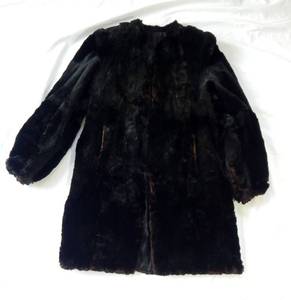 lot 50 image: Vintage Black Gershon Furs St. Paul Coat