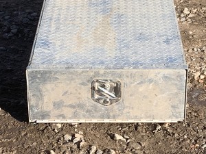 lot 50 image: Aluminum Commercial Vehicle Storage Box