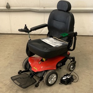 lot 28 image: Pride Jazzy-Series Electric Wheelchair