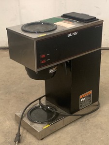 lot 25 image: Bunn Coffee Maker