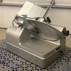 lot 22 image: Hobart Commercial Meat-Slicer