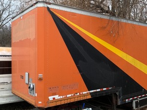 lot 1 image: 1998 Kentucky 53ft Drop-Deck Moving  Storage Trailer