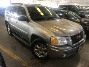 lot 13 image: 2002 GMC Envoy SLT 4x4