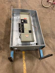 General Electric 600Amp, 600 Volt Electrical Pannel