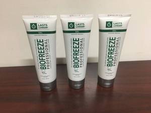 lot 55 image: Biofreeze Professional