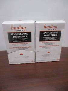 lot 147 image: Lens Cleaning Towelettes