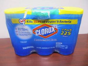 lot 88 image: Clorox Wipes and Swiffer Dusters
