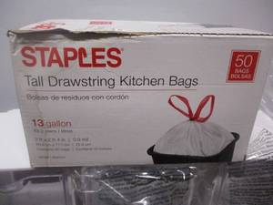 lot 91 image: Drawstring Kitchen Bags and Storage Compartments