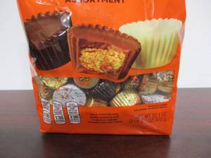 lot 45 image: Reeses Cups Variety