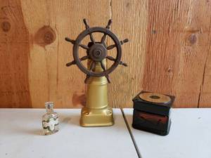lot 17 image: Perfume and After Shave Bottles