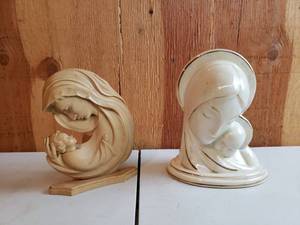 lot 36 image: 2 Mother Child  (Madonna) Home Dcor
