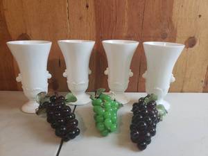 lot 44 image: 4 Vitrock Milk Glass Vases with Glass Grapes