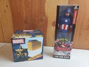 lot 48 image: Marvel Superher0 Collectibles Captain America