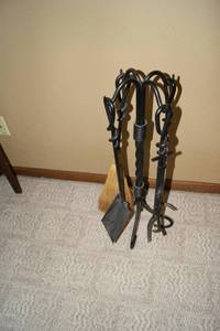 lot 40 image: Fire Place Rack