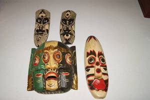 lot 58 image: Lot of 4 Masks
