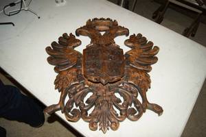 lot 66 image: Wall Decor