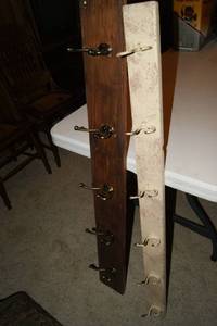 lot 80 image: Lot of Hangers