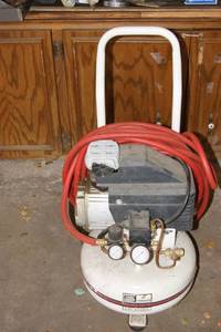 lot 133 image: Tool Shop Air Compressor