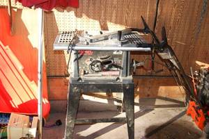lot 136 image: Craftsman 10 in Table Saw