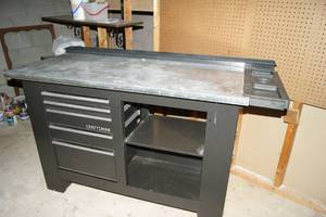 lot 102 image: Craftsman Tool Box, Bench
