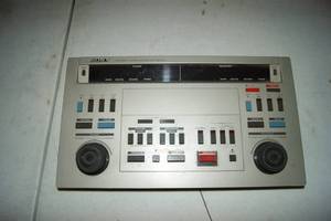 lot 107 image: Sony Automatic Editing Control Unit