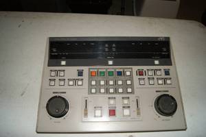 lot 108 image: JVC Editing Control Unit RM-G850U