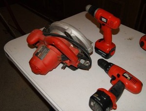 lot 118 image: Power Tools
