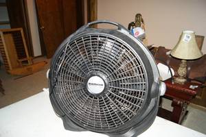 lot 125 image: Large Fan